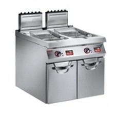 GAS FRYER, TWO WELLS,12+12 lts, ELECTRONIC CONTROL